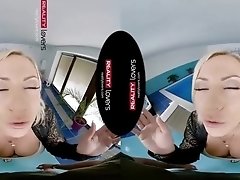 Micas Pornstars Mansion VR: Ep 3